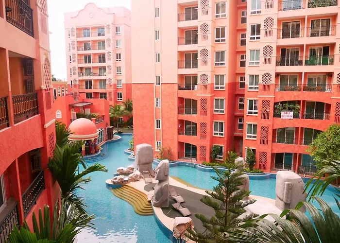Seven Seas Resort Pattaya & Sofa Bed