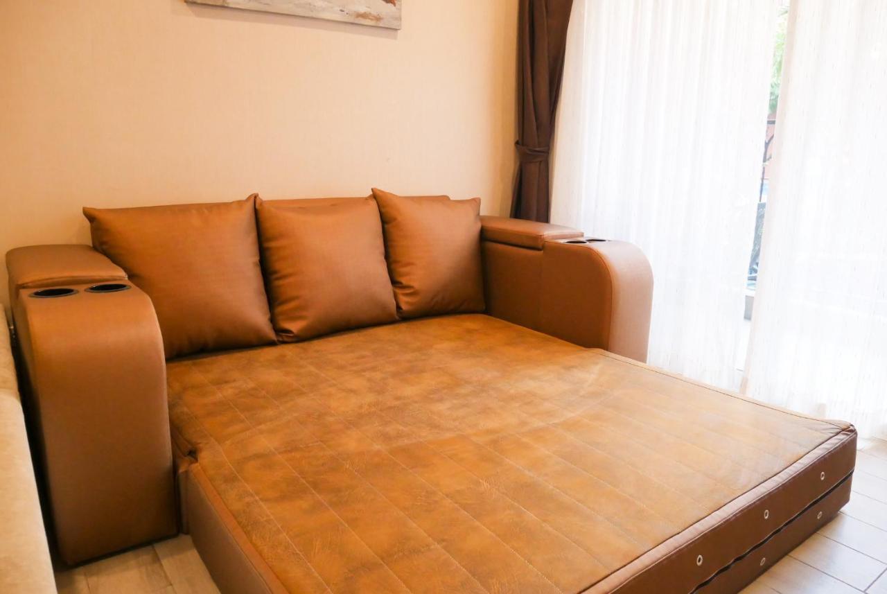Seven Seas Pattaya & Sofa Bed *